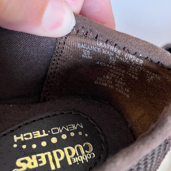 Cobbie Cuddlers Shoes Soft Leather Brown Zipper Comfort Retro Size 6.5. - Picture 9 of 10